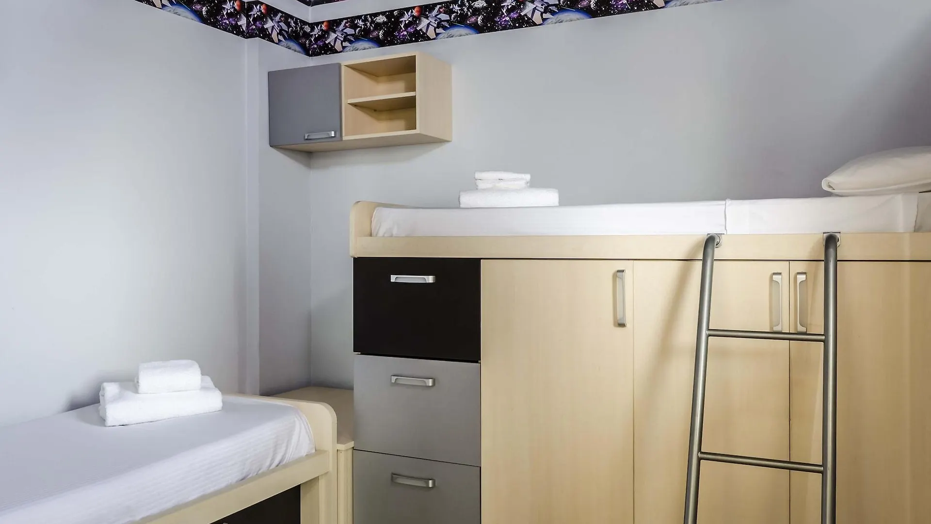 Exe Cunit Suites & Spa