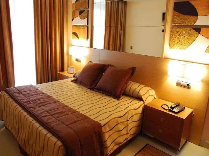 Exe Cunit Suites & Spa 4*,  إسبانيا