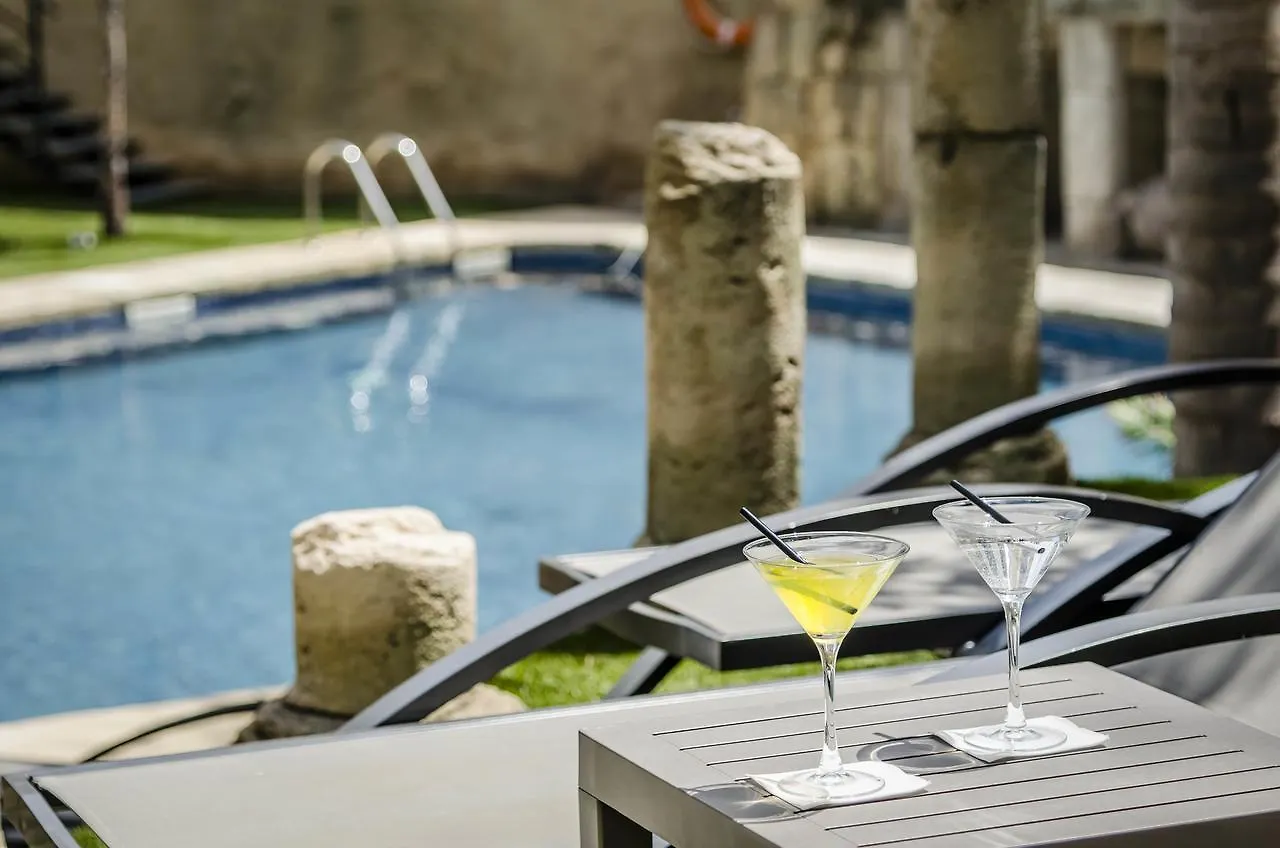 Exe Cunit Suites & Spa